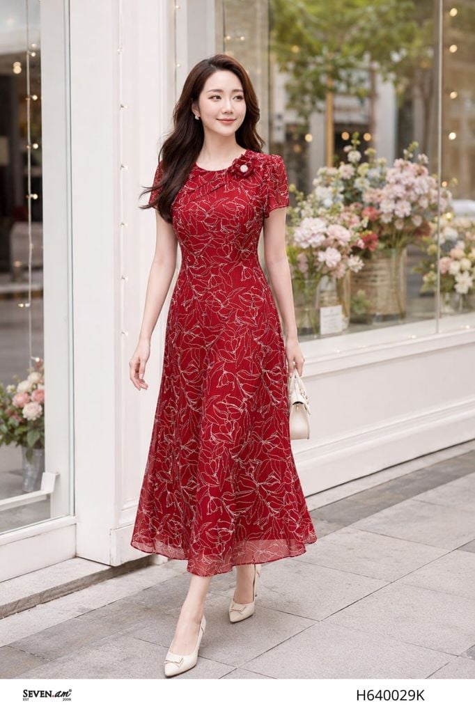Đầm xòe đũi đỏ đô họa tiết lá cổ tròn đính hoa vai thời trang nữ Seven.AM H640029K