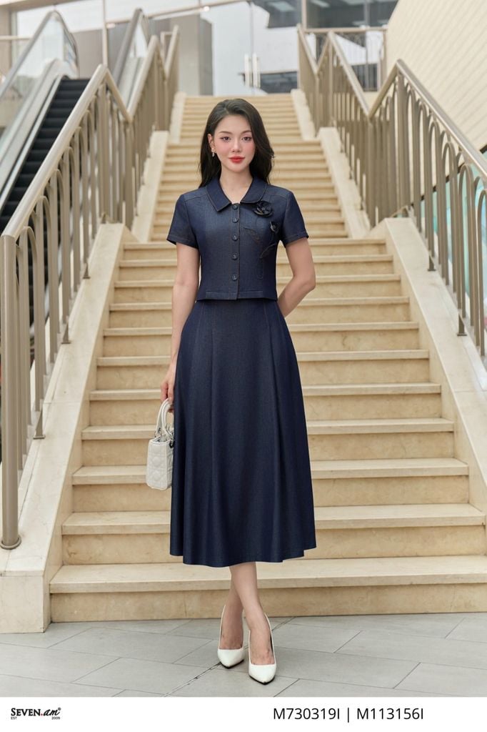 Chân váy xòe tôn dáng denim lụa thời trang nữ Seven.AM M730319I