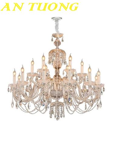  Đèn chùm cổ điển pha lê trang trí phòng khách đẹp 012 