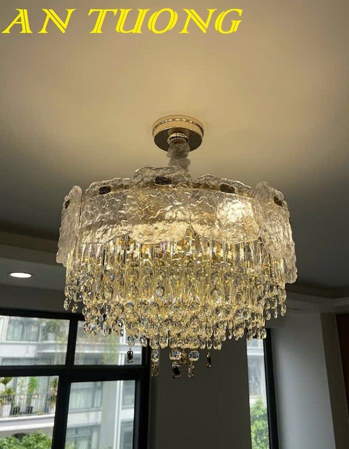 Đèn chùm pha lê phòng khách hiện đại 009