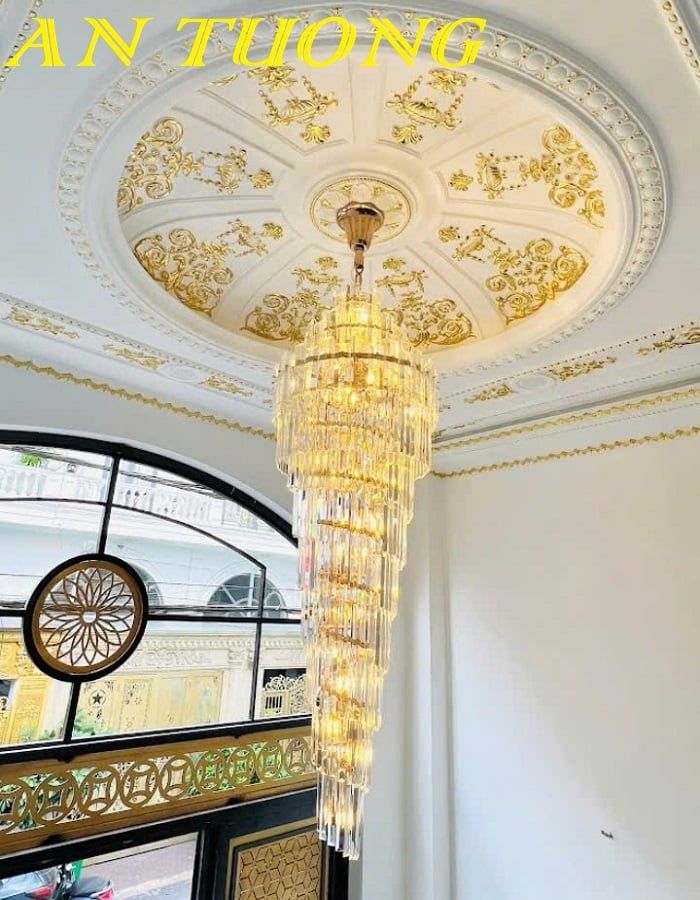Đèn chùm thông tầng phòng khách pha lê đẹp 012