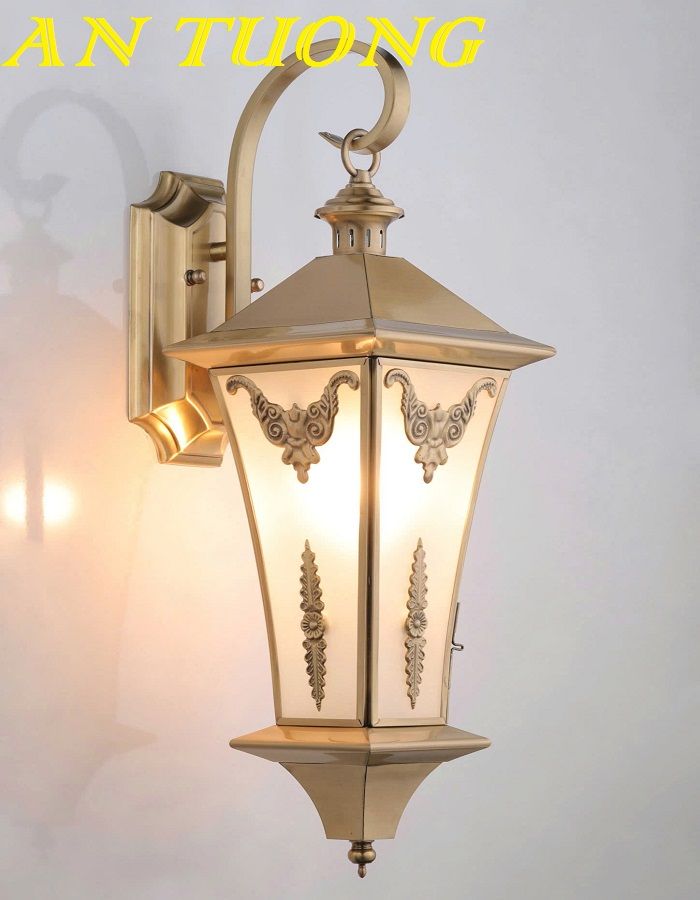 đèn gắn tường cổ điển ngoài trời ngoài nhà bằng đồng decor trang trí mặt tiền nhà hàng rào sân vườn 02