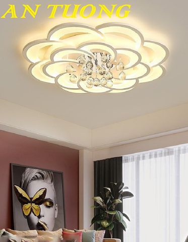 Đèn ốp trần trang trí phòng khách căn hộ chung cư đẹp, hiện đại