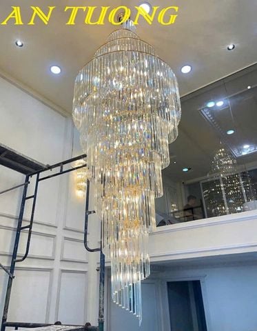  Đèn chùm thông tầng phòng khách pha lê đẹp 016 