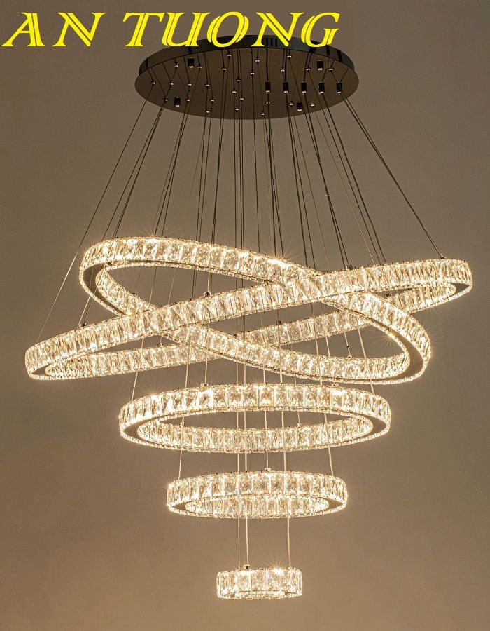 Đèn thả trần phòng khách 5 vòng tròn pha lê cao cấp hiện đại 0307