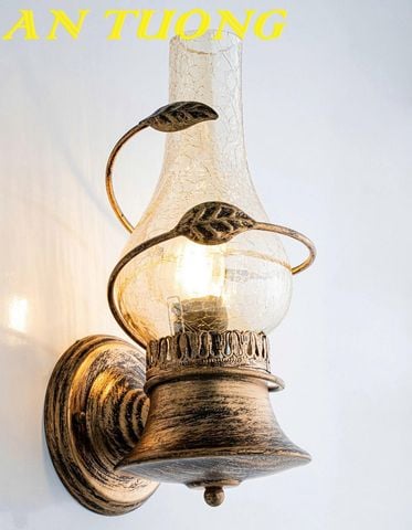 Đèn treo tường phòng thờ đẹp cổ kính