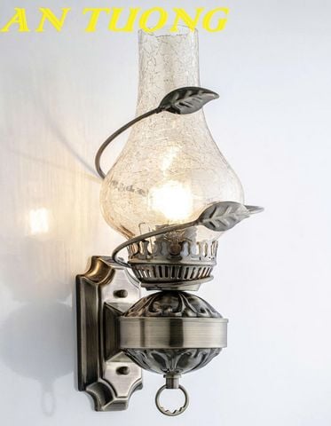 Đèn treo tường phòng thờ đẹp cổ kính