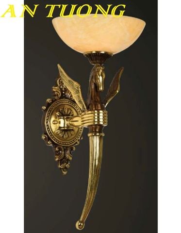 Đèn tường cổ điển hình các ngựa bằng đồng trang trí nội thất