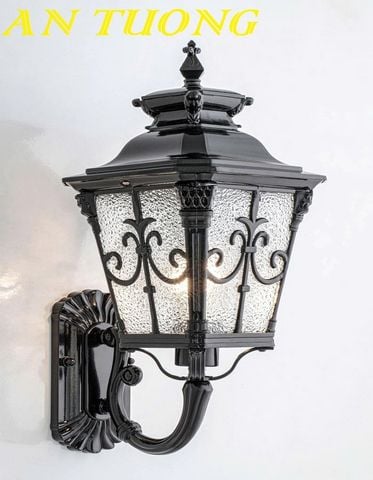 Đèn treo tường cổ điển ngoài trời trang trí hàng rào sân vườn đẹp