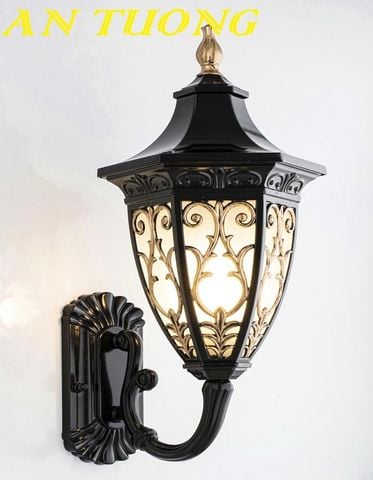 Đèn treo tường cổ điển ngoài trời trang trí hàng rào sân vườn đẹp