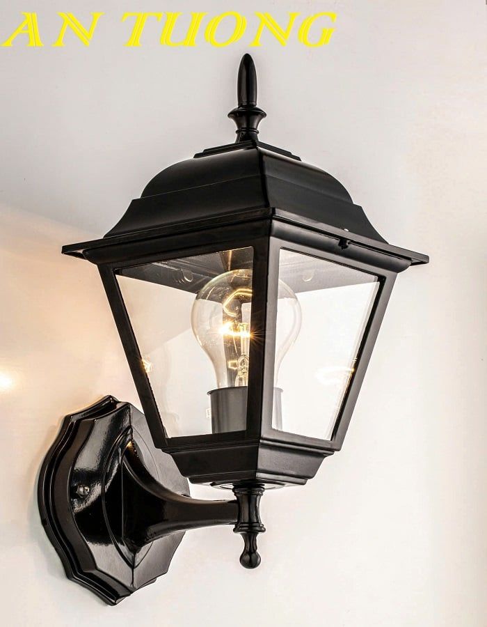Đèn treo tường cổ điển ngoài trời trang trí hàng rào sân vườn đẹp 0163