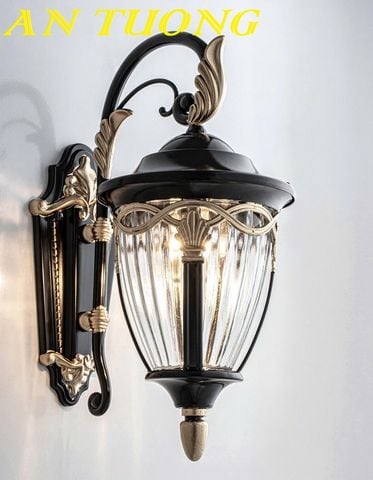 Đèn treo tường cổ điển ngoài trời trang trí hàng rào sân vườn đẹp