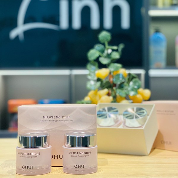 Full Size Bộ Kem Dưỡng Ẩm Ohui Miracle Moisture Ceramide Boosting Cream 60ml + 60ml