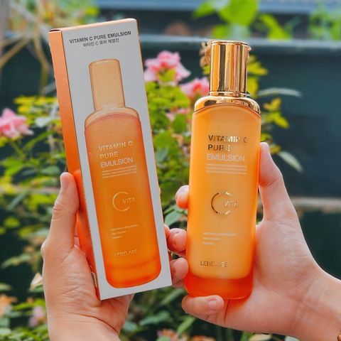 (HSD: 8/2026) Sữa Dưỡng Làm Trắng Da Lebelage Vitamin C Pure Emulsion 120ml (Hàng Trưng Bày Không Có Vỏ Hộp)