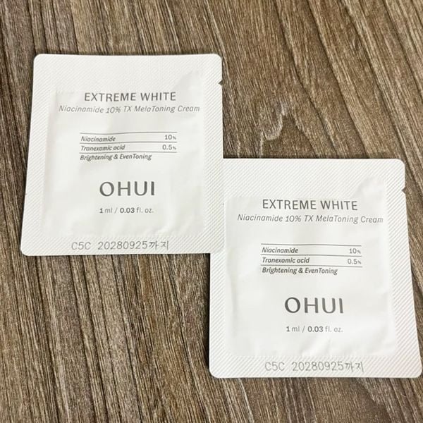 Combo 50 Gói Kem Dưỡng Sáng Da Ohui Extreme White TX MelaToning 1mlx50