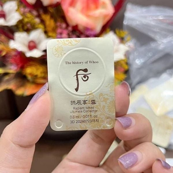 Cao Trị Nám Whoo Radiant White Ultimate Corrector 0.5ml