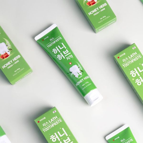 Combo 2 Kem Đánh Răng Lath Beauty Hàn Quốc Honey Herb Giảm Chảy Máu Chân Răng Ngăn Ngừa Viêm Răng ,Hôi Miệng 150gx2 Tặng Kem Đánh Răng Capitano Cho Bé 3+ Hương Dâu 75ml