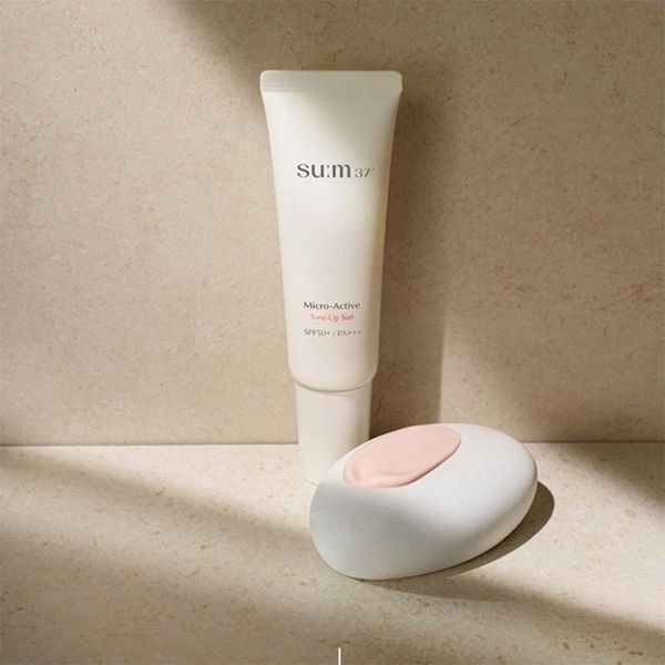 Kem Chống Nắng Nâng Tông Su:m37 Micro-Active Tone-up Sun SPF50+/ PA+++ 30ml