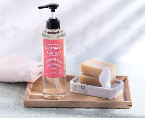 Sữa Tắm Nước Hoa Dưỡng Mềm Mịn Da Mellsavon (Hương Thảo Mộc Tao Nhã) 460ml