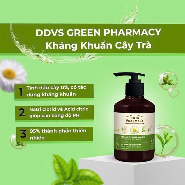 Combo Dung Dịch Vệ Sinh Phụ Nữ Làm Dịu Da, Cân Bằng Độ PH Vùng Kín Green Pharmacy Chiết Xuất Hoa Cúc 370ml Và Chiết Xuất Cây Trà 370ml