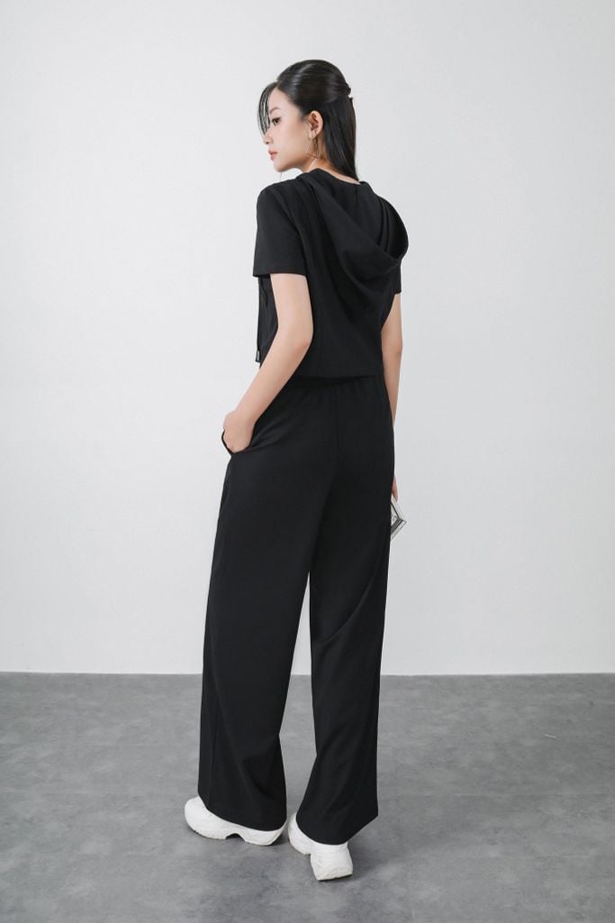 BAT33492 - Áo bộ thể thao vải len dáng croptop có mũ ngực áo phối khóa kim loại - PANTIO