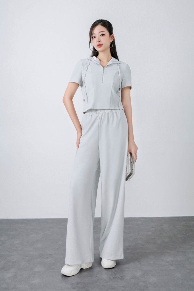 BAT33492 - Áo bộ thể thao vải len dáng croptop có mũ ngực áo phối khóa kim loại - PANTIO