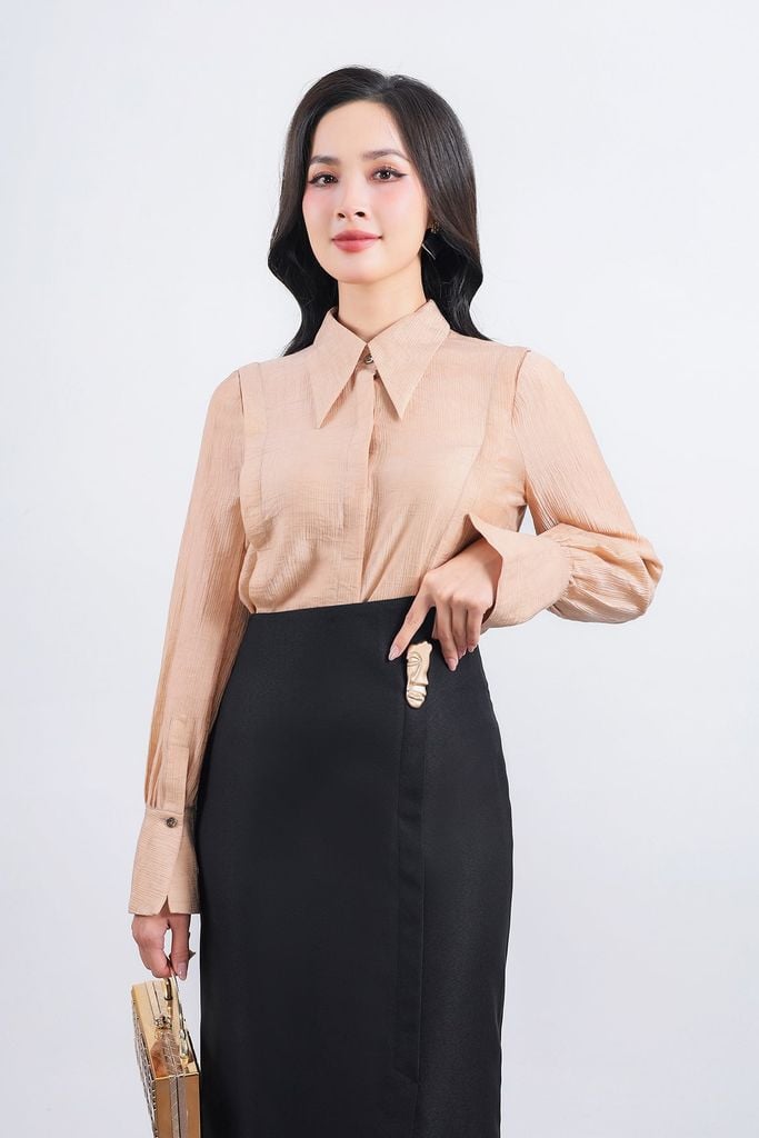 FJD51264 - Chân váy dài vải thô dáng suông eo phối vạt lệch tạo kiểu kèm phụ kiện kim loại thời trang - PANTIO