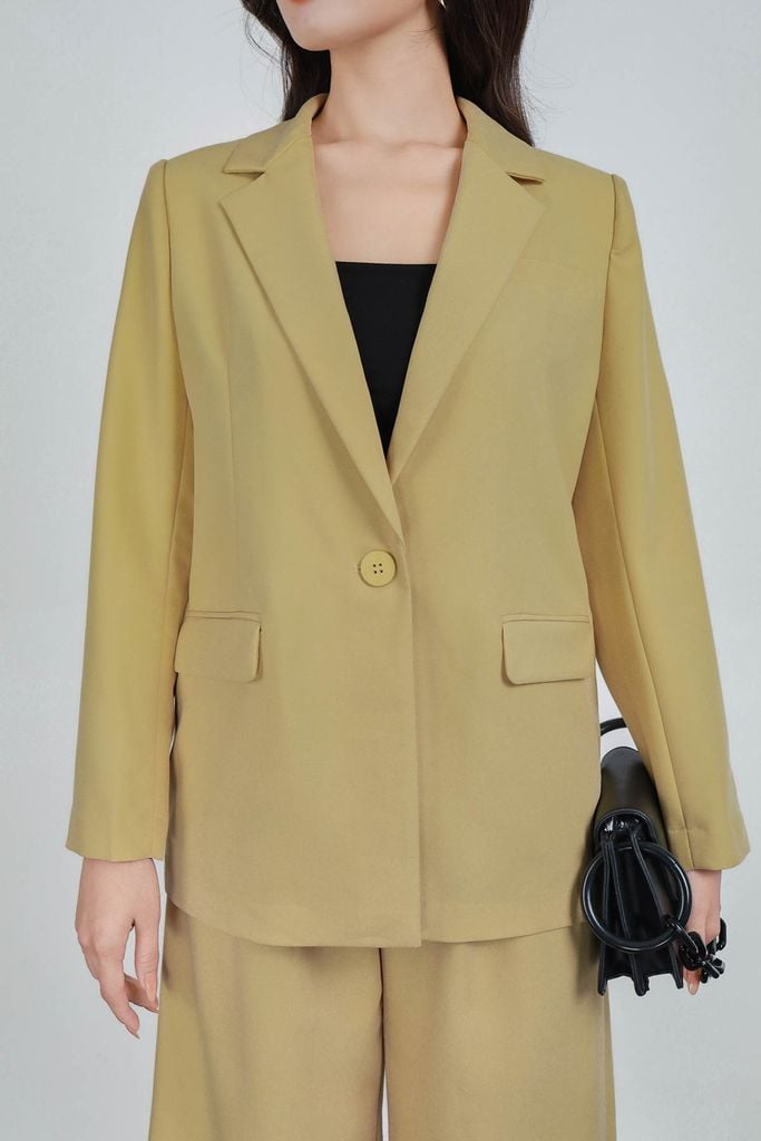 BAD33083 - Áo vest công sở vải tuytsi dáng suông cổ hai ve có túi - PANTIO