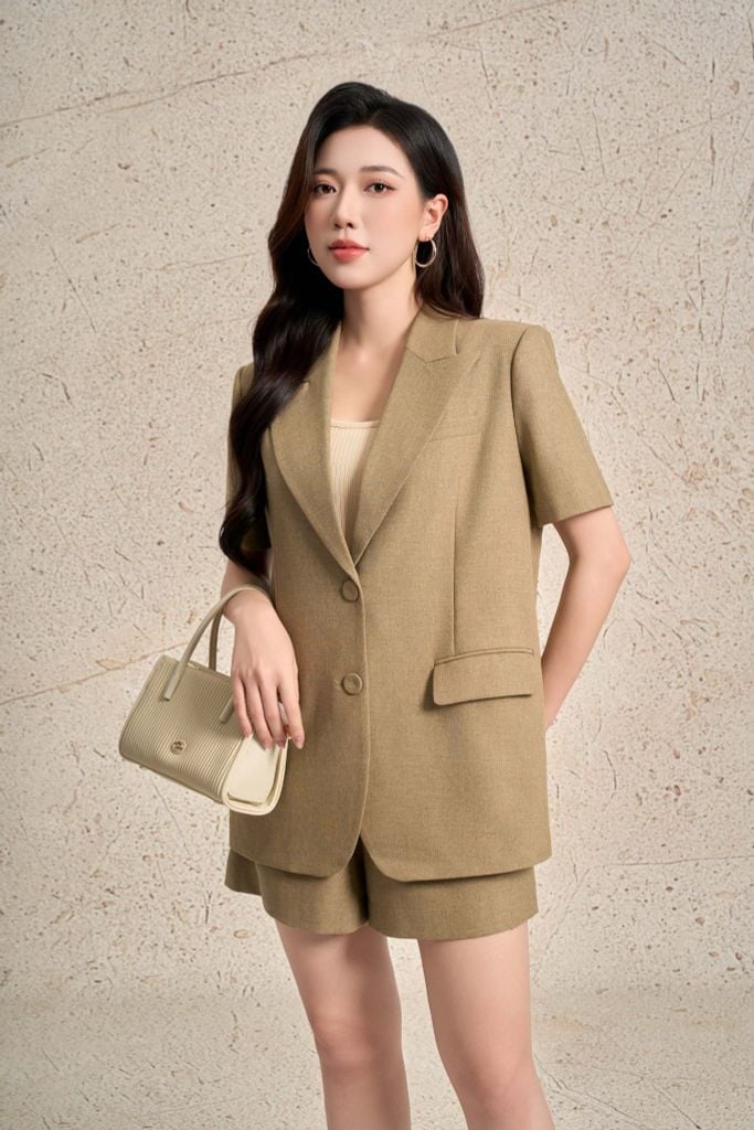 BAD33496 - Áo vest công sở vải thô kẻ dáng suông cổ hai ve tay ngắn thân áo đính nắp túi ốp tạo kiểu cài khuy trước - PANTIO