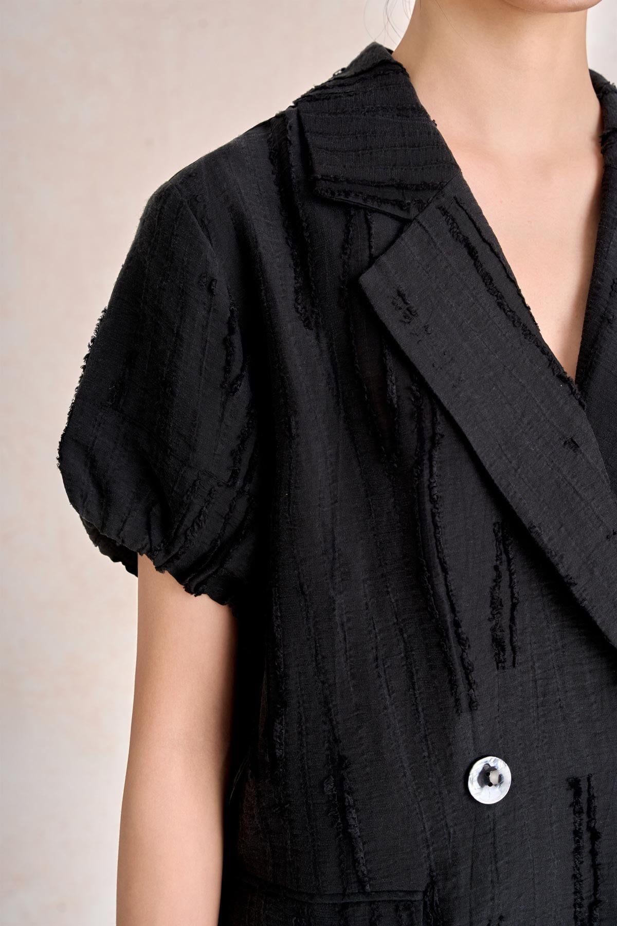 BAD33727 - Áo vest công sở vải tơ dáng suông cổ hai ve tay cộc thân áo có túi tạo kiểu - PANTIO
