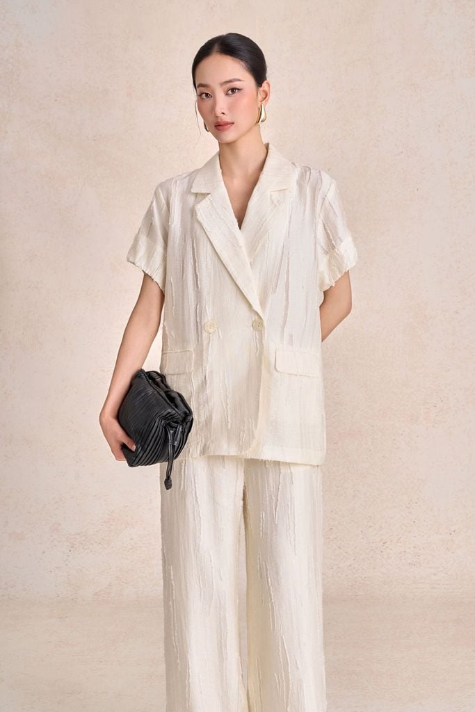 BAD33727 - Áo vest công sở vải tơ dáng suông cổ hai ve tay cộc thân áo có túi tạo kiểu - PANTIO