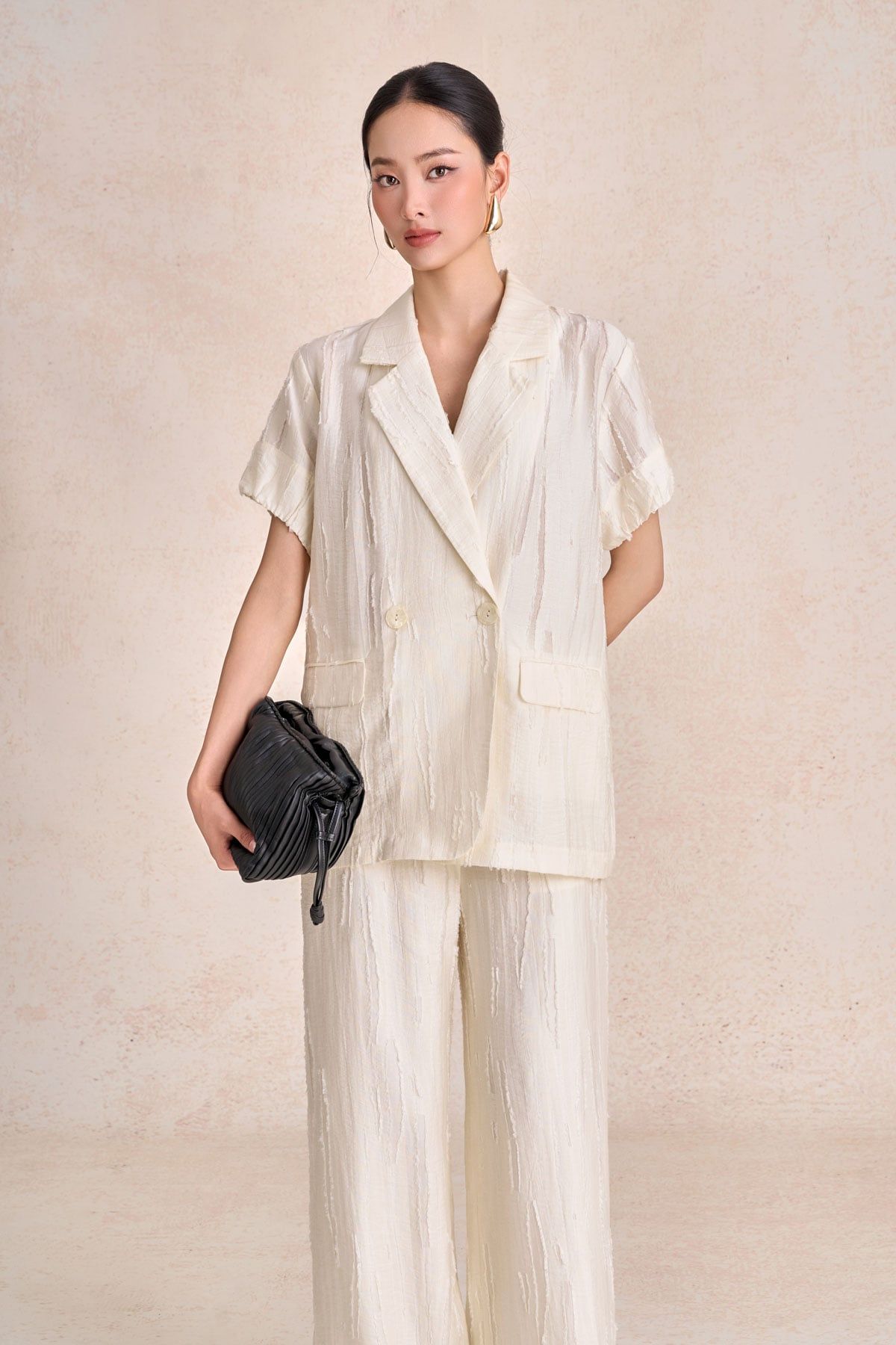 BAD33727 - Áo vest công sở vải tơ dáng suông cổ hai ve tay cộc thân áo có túi tạo kiểu - PANTIO
