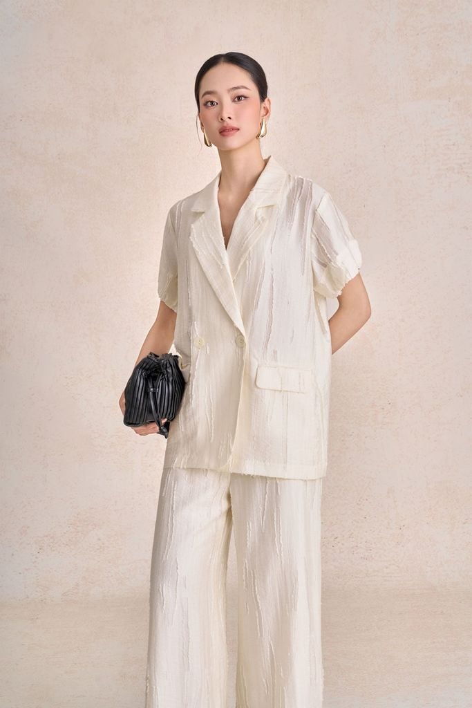 BAD33727 - Áo vest công sở vải tơ dáng suông cổ hai ve tay cộc thân áo có túi tạo kiểu - PANTIO
