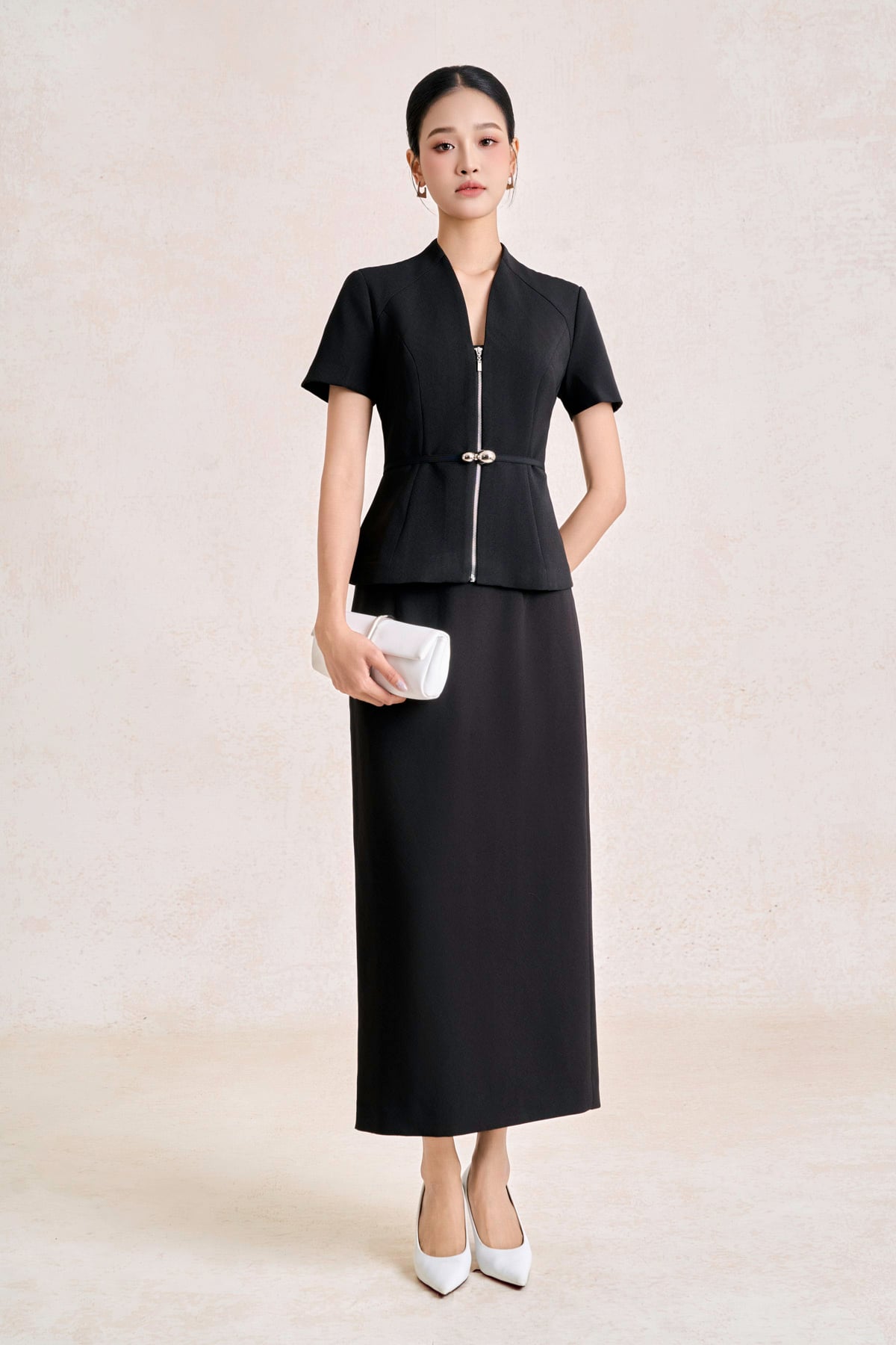 BAD33783 - Áo kiểu công sở vải thô dáng peplum cổ xẻ V tay cộc thân áo phối khoá kim loại kèm dây lưung tạo kiểu - tỷ lệ kèo 8899