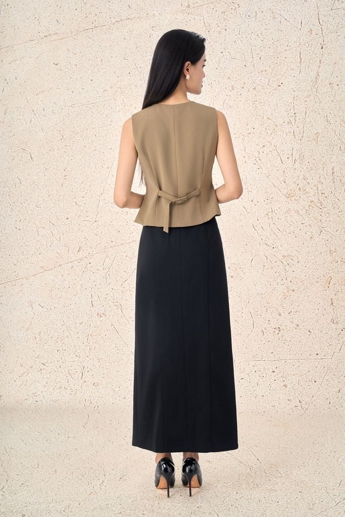 BAD73181 - Áo kiểu gile công sở vải thô dáng ôm cổ xẻ V cài khuy thân trước - PANTIO