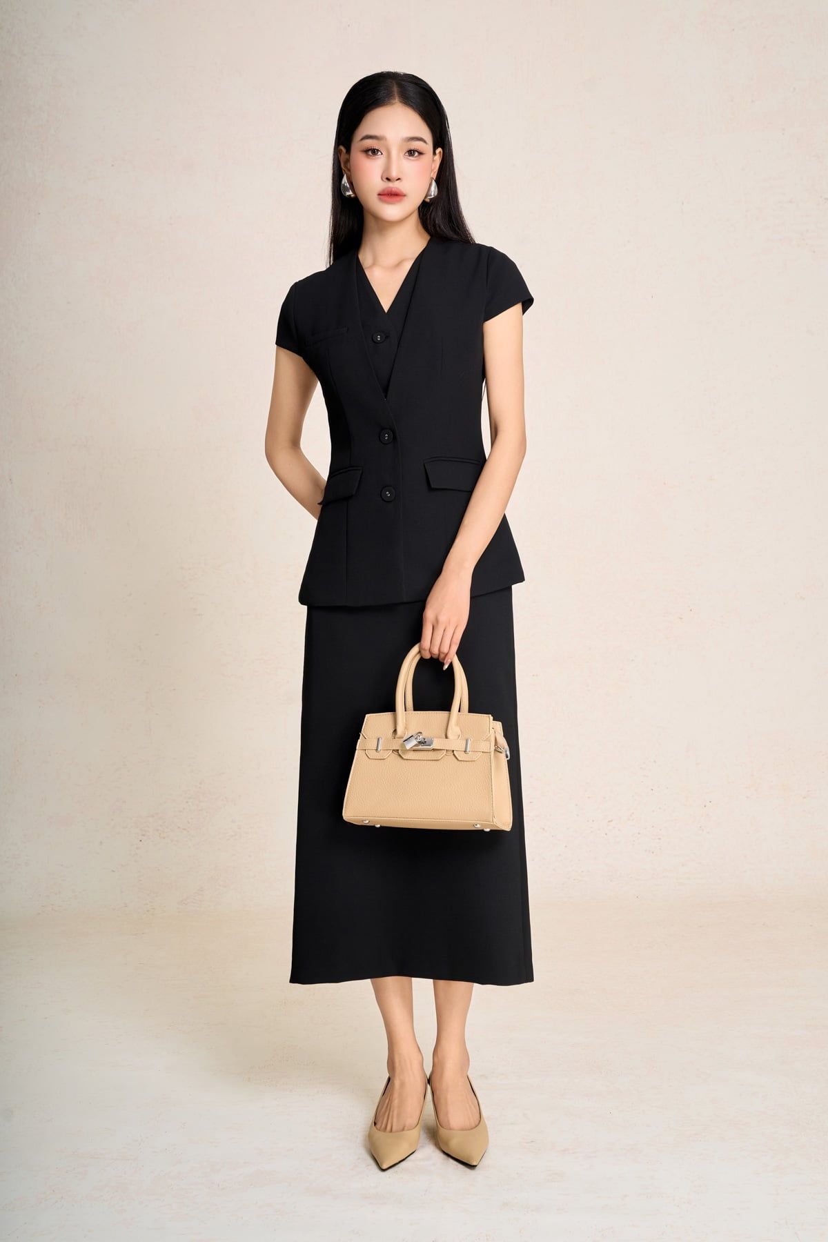 BAD73575 - Áo kiểu công sở vải phi cát dáng peplum cổ V tay chờm thân áo phối khuy bọc có túi ốp tạo kiểu - PANTIO