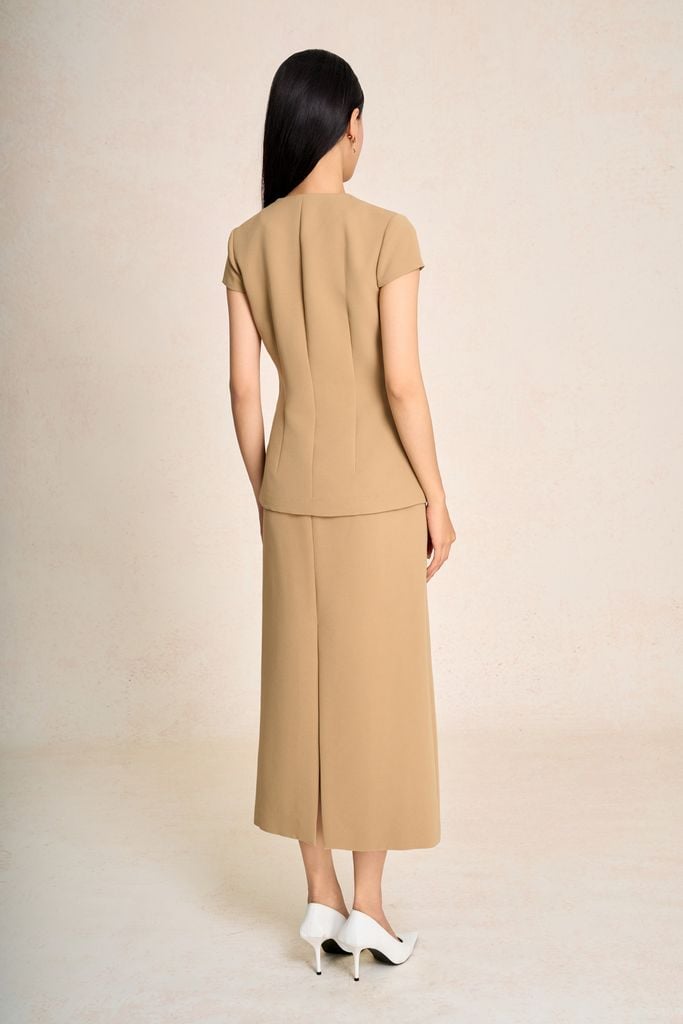 BAD73575 - Áo kiểu công sở vải phi cát dáng peplum cổ V tay chờm thân áo phối khuy bọc có túi ốp tạo kiểu - PANTIO