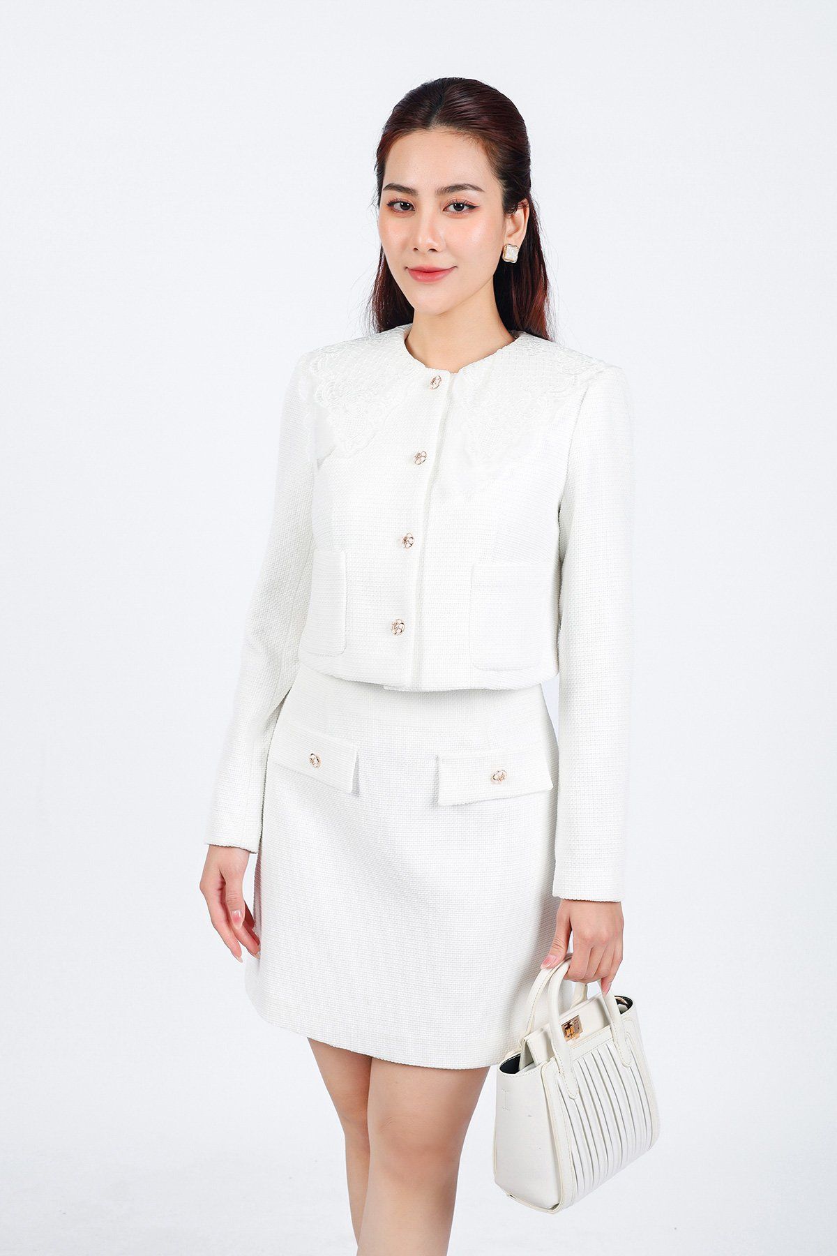 BJN93186 - Chân váy ngắn vải dạ dáng suông thân váy hoạ tiết nắp túi ốp đính khuy đá tạo kiểu - PANTIO