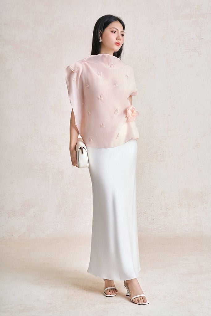 BAK13657 - Áo kiểu công sở vải tơ dáng suông cổ kiểu thân áo cách điệu kèm hoa 3D tạo kiểu - tỷ lệ kèo 8899