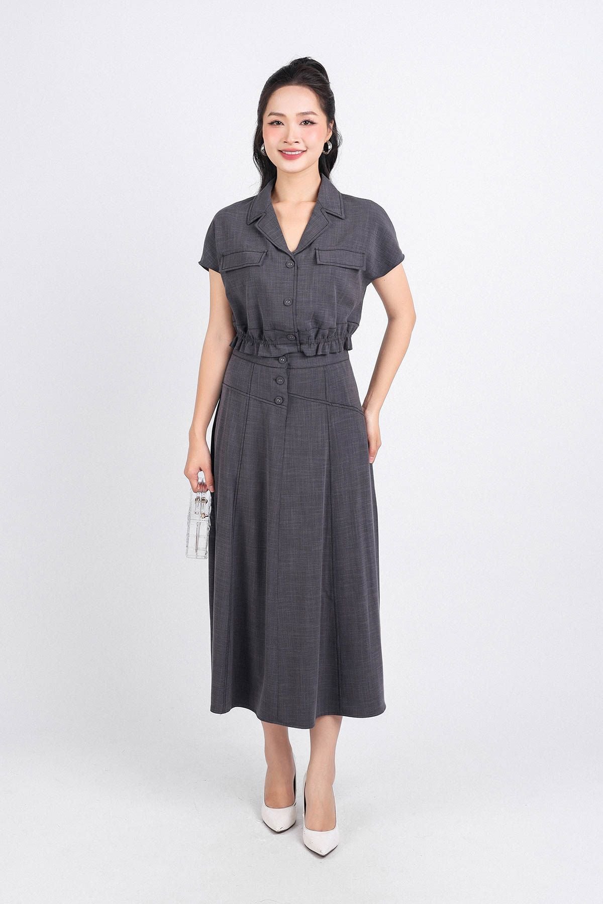 BAK33106 - Áo kiểu công công sở vải tuytsi dáng lửng cổ hai ve ngực áo phối túi trang trí gấu áo bo chun - PANTIO