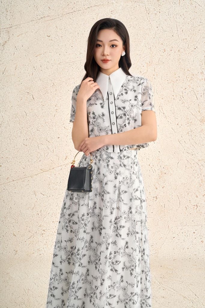 BAK33481 - Áo sơ mi kiểu công sở vải ren hoa dáng ngắn cổ đức tay cộc thân áo phối khuy đá thời trang - PANTIO