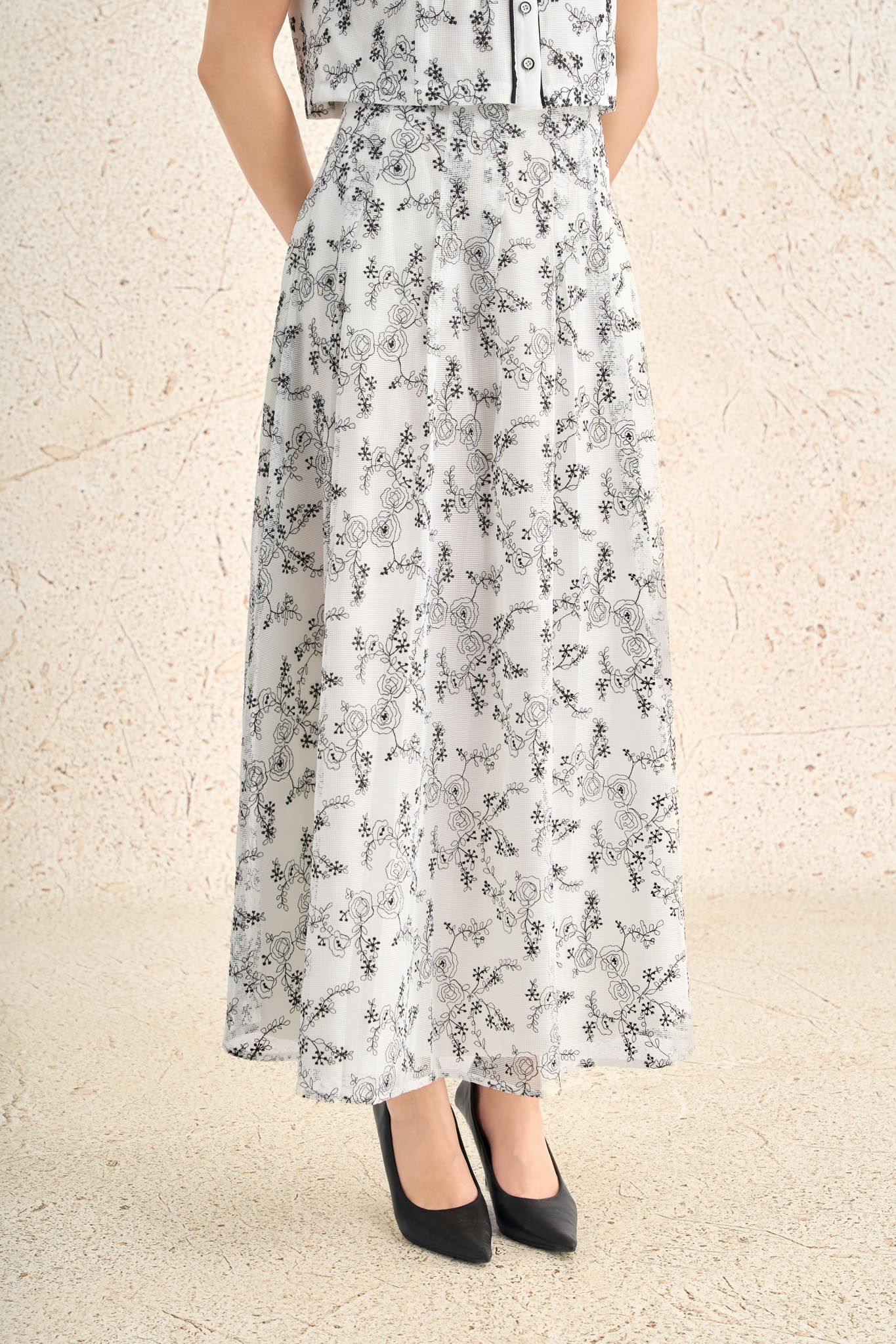 BJD33481 - Chân váy dài Vải ren hoa dáng suông cạp cao thời trang khoá thân sau - PANTIO