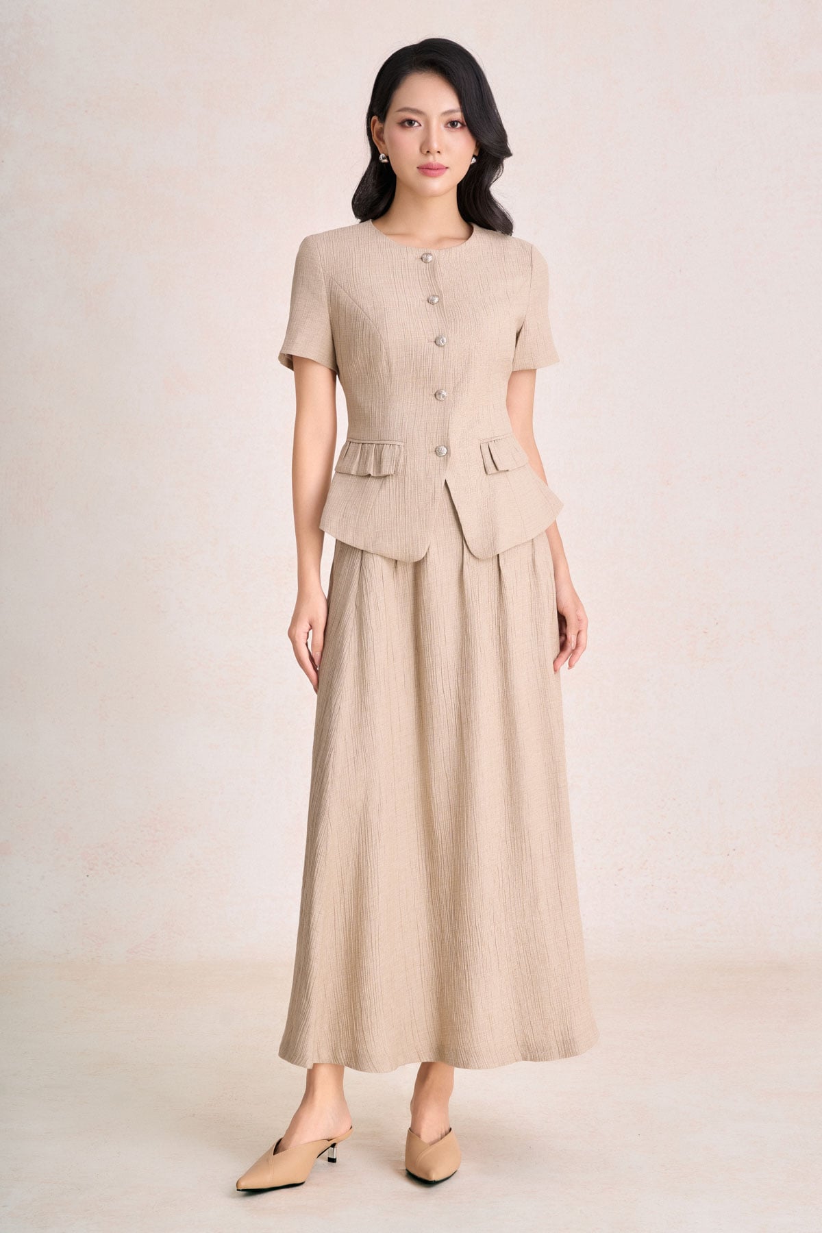BAK33797 - Áo kiểu công sở vải tơ dáng peplum cổ tròn tay cộc thân áo phối khuy đá tạo kiểu - PANTIO