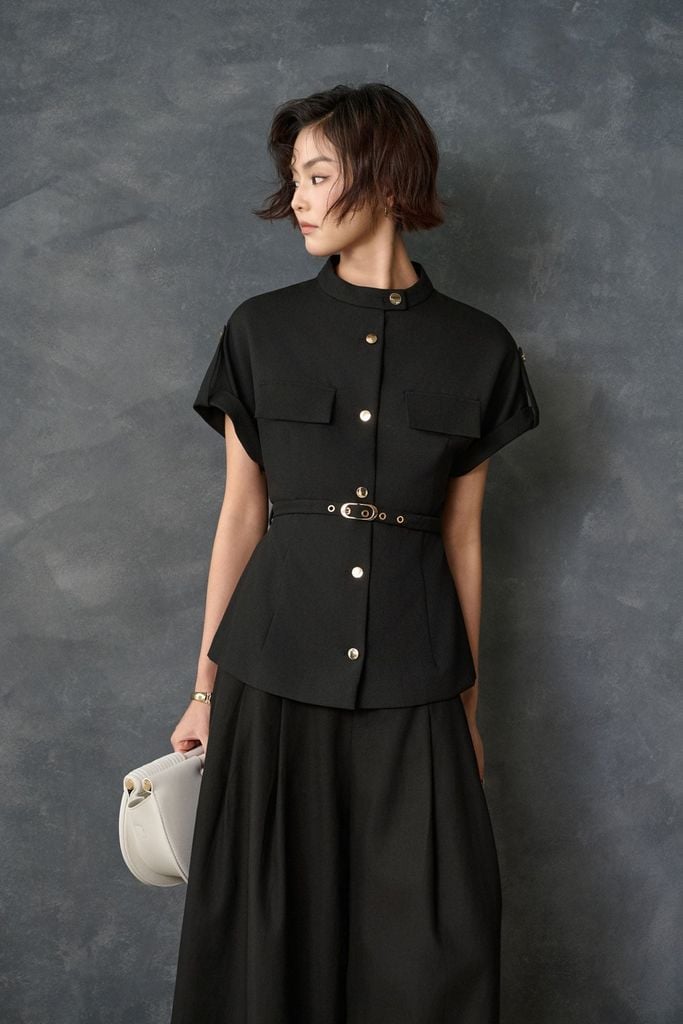 BAK33829 - Áo kiểu công sở vải thô dáng peplum cổ cao tay cộc thân áo phối dây đai tạo kiểu - PANTIO