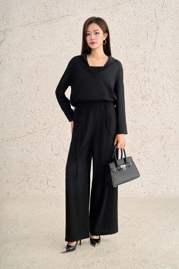 BAK73632 - Áo sơ mi kiểu dạo phố vải thô mỏng dáng suông cổ xẻ V kèm áo dây may liền tạo kiểu - PANTIO