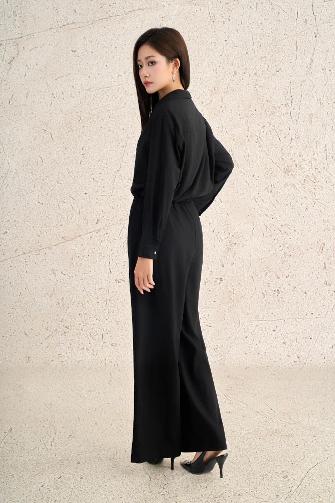 BAK73632 - Áo sơ mi kiểu dạo phố vải thô mỏng dáng suông cổ xẻ V kèm áo dây may liền tạo kiểu - PANTIO