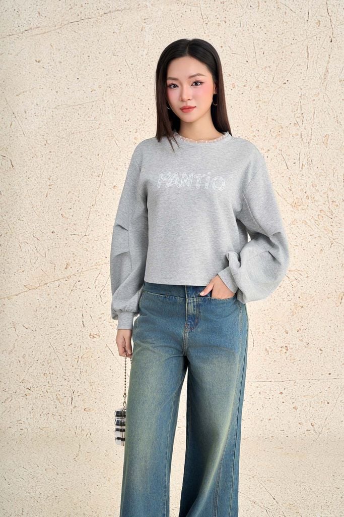 BAK93643 - Áo kiểu dạo phố vải cotton dáng ngắn cổ tròn phối ren tay ống rộng thân áo in hoạ tiết thời trang - PANTIO