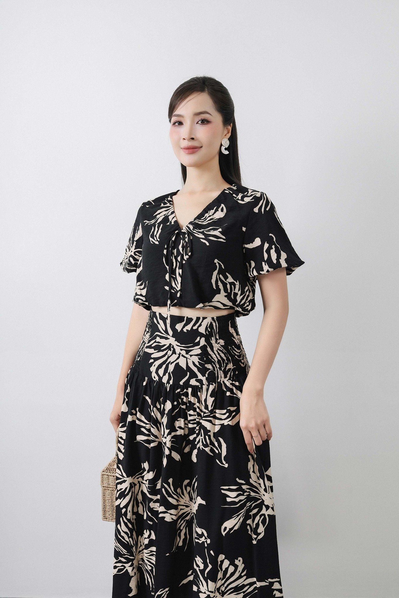 BJD13393 - Chân váy dạo phố vải tơ hoa dáng xòe cạp chun co giãn - PANTIO