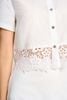 BAS13670 - Áo sơ mi công sở vải thô kate dáng croptop cổ đức tay cộc gấu áo phối ren hoa tạo kiểu - PANTIO