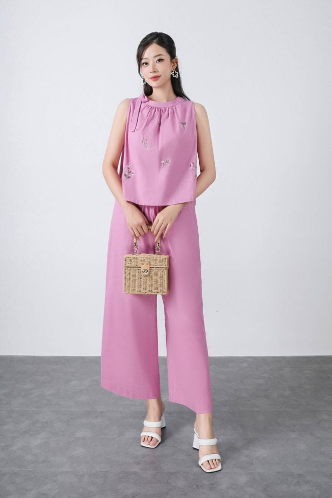 BAS32775 - Áo kiểu dạo phố vải linen dáng A cổ nhún phối nơ thân trang trí hình thêu - tỷ lệ kèo 8899